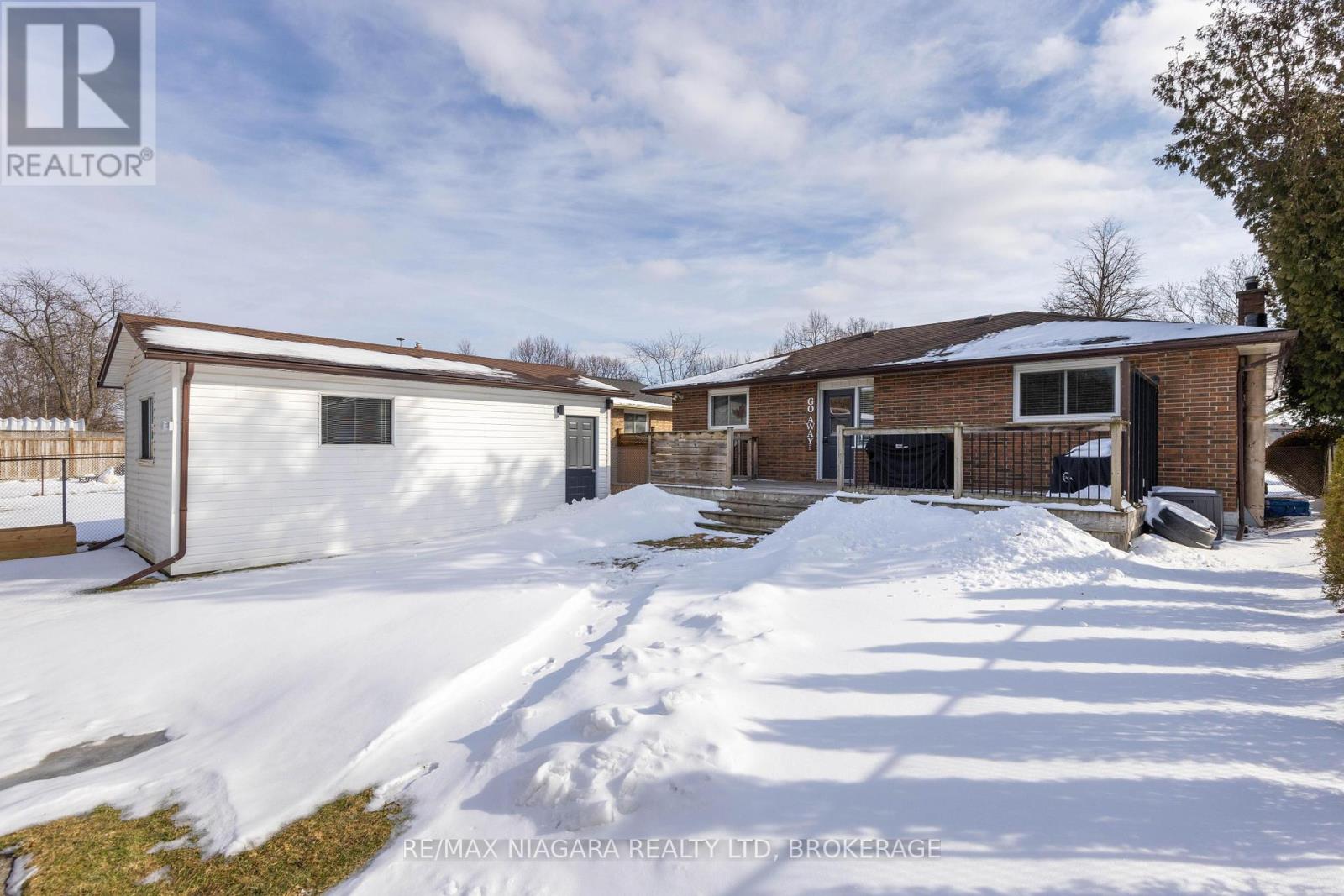 8225 Paddock Trail Drive, Niagara Falls, Ontario  L2H 1X1 - Photo 23 - X12826260
