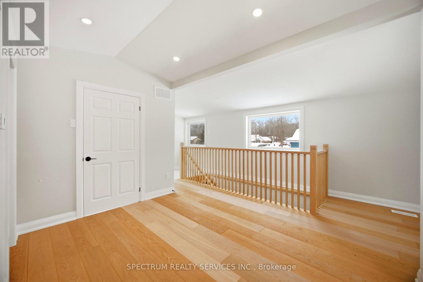 161 Antigua Drive, Wasaga Beach, Ontario  L9Z 2S2 - Photo 10 - S12591562