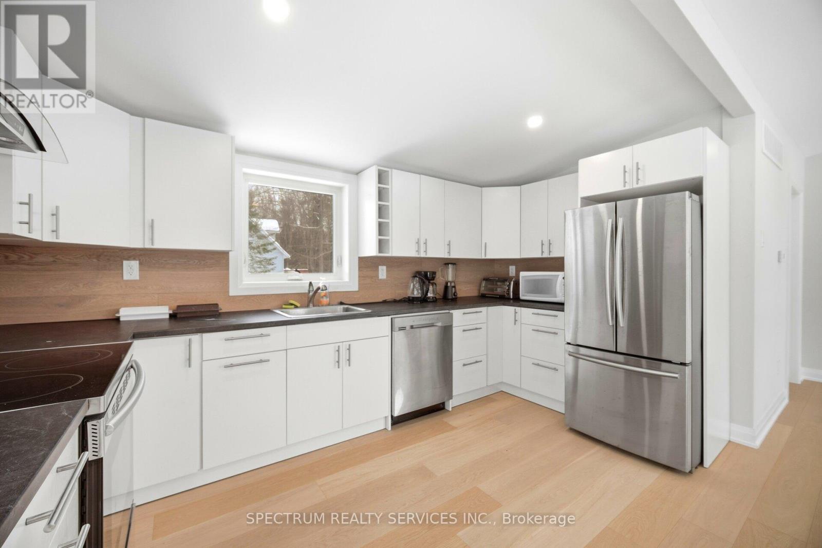 161 Antigua Drive, Wasaga Beach, Ontario  L9Z 2S2 - Photo 16 - S12591562