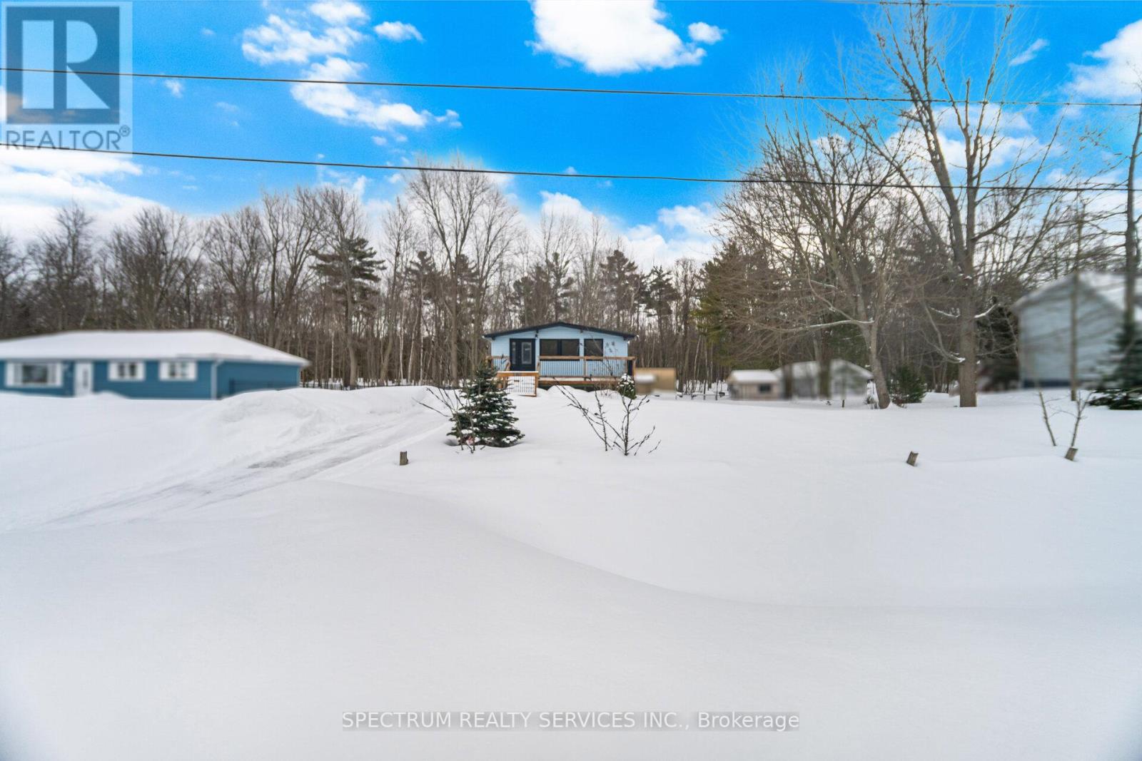 161 Antigua Drive, Wasaga Beach, Ontario  L9Z 2S2 - Photo 3 - S12591562