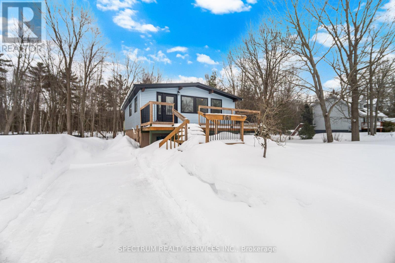 161 Antigua Drive, Wasaga Beach, Ontario  L9Z 2S2 - Photo 6 - S12591562