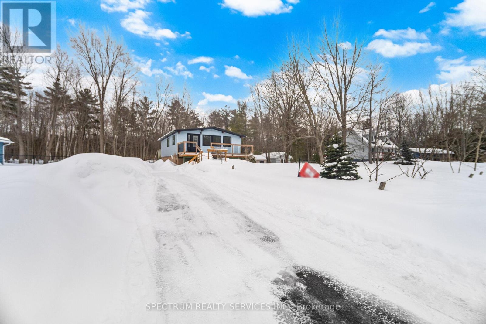 161 Antigua Drive, Wasaga Beach, Ontario  L9Z 2S2 - Photo 5 - S12591562