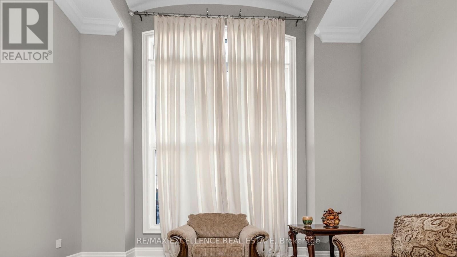 95 Gordon Randle Drive, Brampton, Ontario  L6P 4H6 - Photo 6 - W12822890