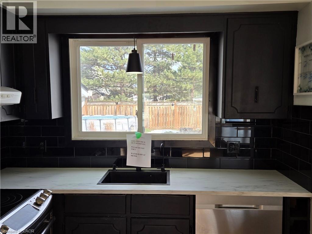 5030 Hartwood Avenue, Beamsville, Ontario  L0R 1B5 - Photo 4 - 40808038