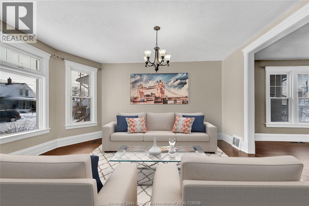 444 Elliott Street West, Windsor, Ontario  N9A 5Z2 - Photo 3 - 26003937