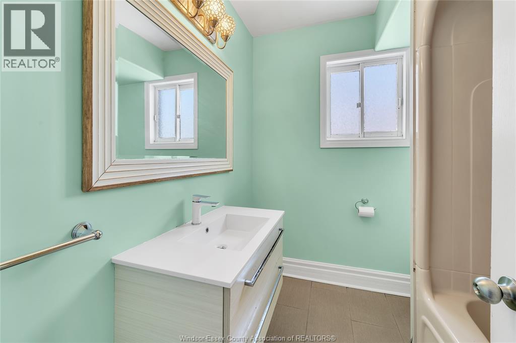 444 Elliott Street West, Windsor, Ontario  N9A 5Z2 - Photo 23 - 26003937