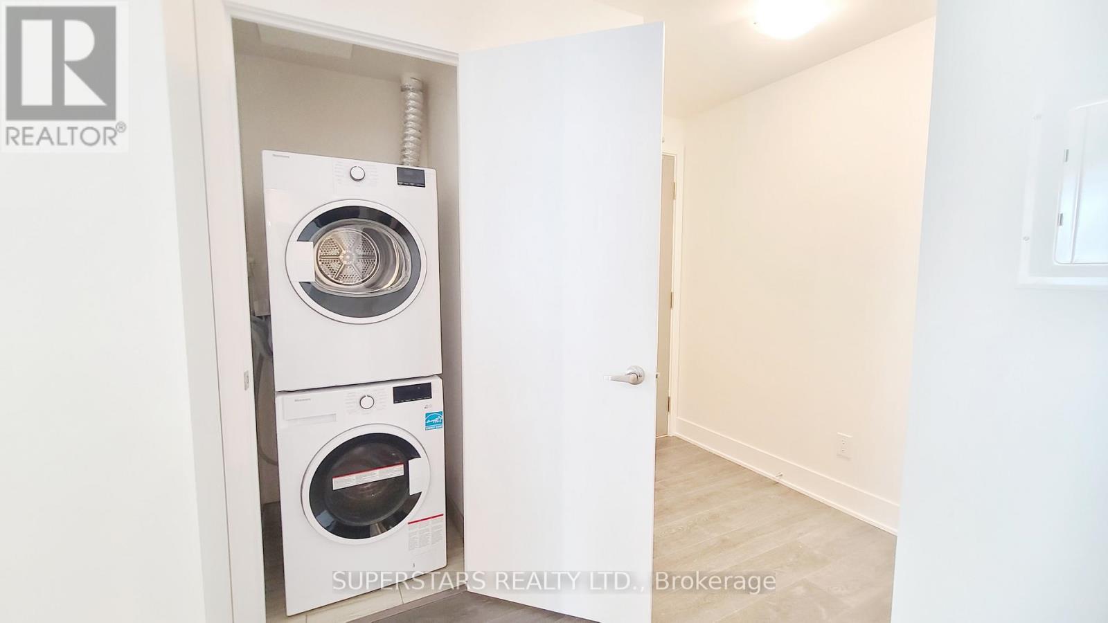 1601 - 188 Fairview Mall Drive, Toronto, Ontario M2J 4T1 - Photo 5 - C12826172