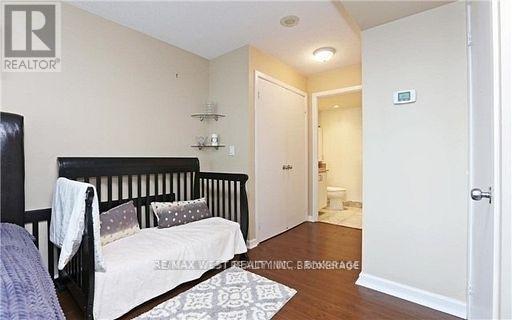 2012 - 8 Park Road, Toronto, Ontario  M4W 3S5 - Photo 13 - C12826234