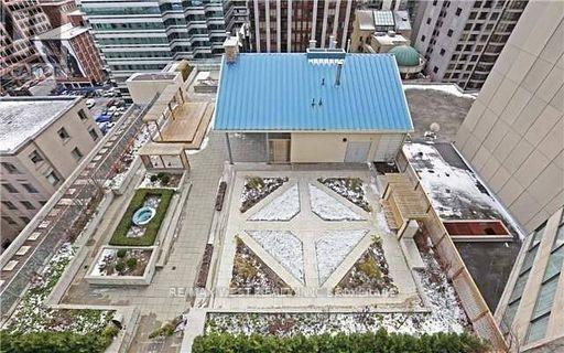 2012 - 8 Park Road, Toronto, Ontario  M4W 3S5 - Photo 18 - C12826234