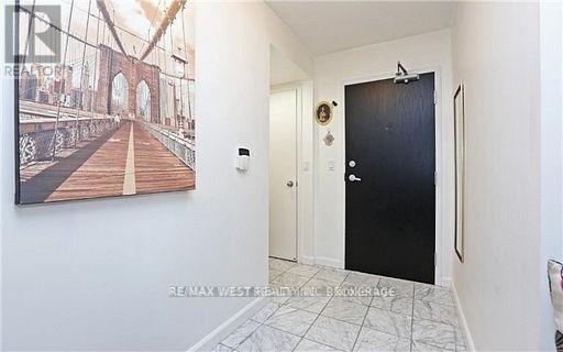 2012 - 8 Park Road, Toronto, Ontario  M4W 3S5 - Photo 2 - C12826234