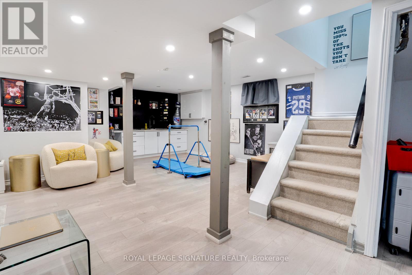 216 Huntsmill Boulevard, Toronto, Ontario  M1W 3E1 - Photo 37 - E12826144