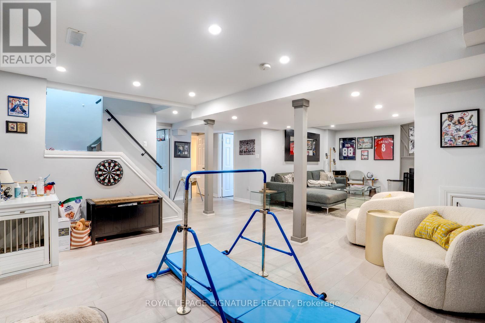 216 Huntsmill Boulevard, Toronto, Ontario  M1W 3E1 - Photo 38 - E12826144