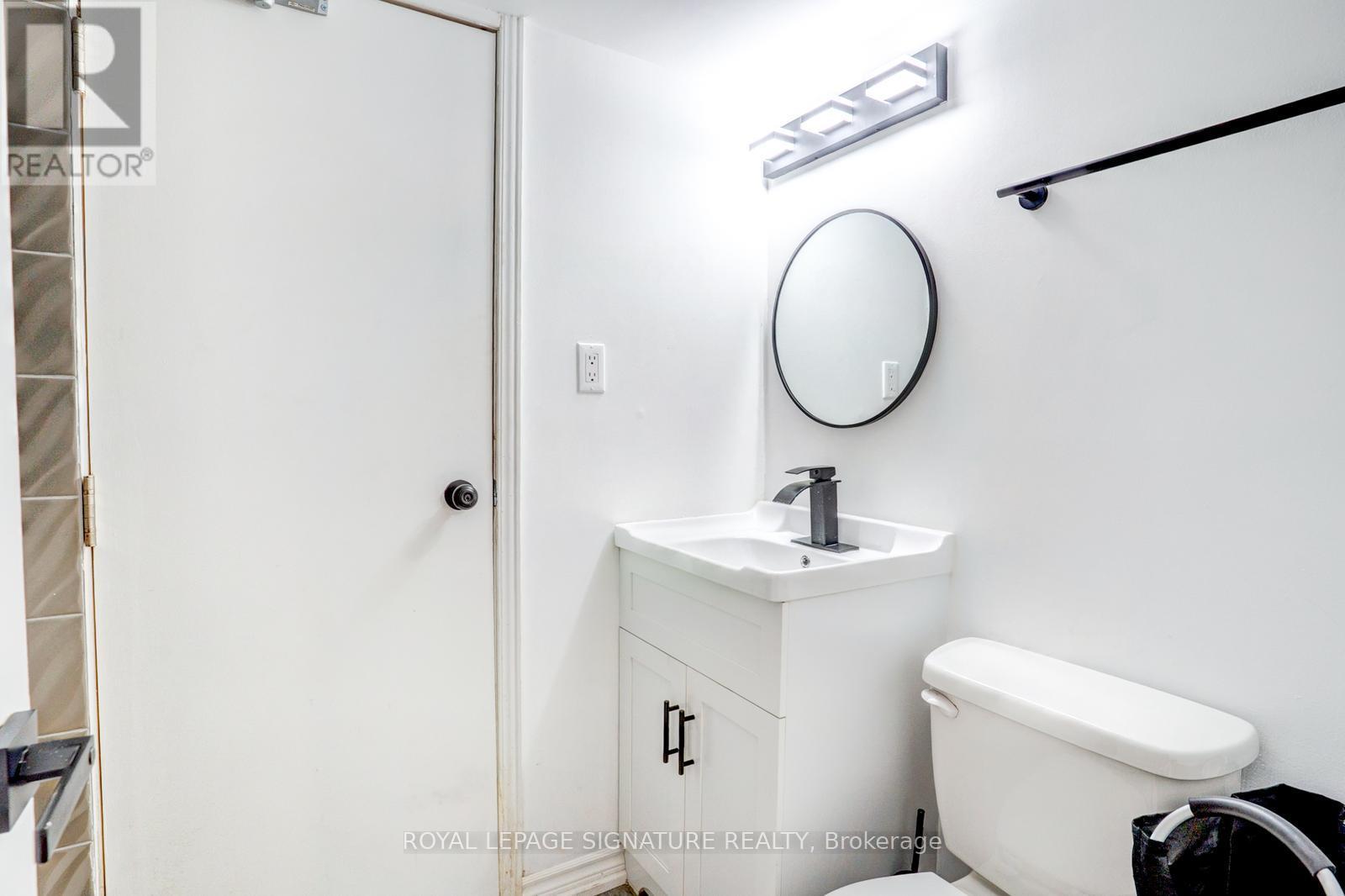 216 Huntsmill Boulevard, Toronto, Ontario  M1W 3E1 - Photo 43 - E12826144
