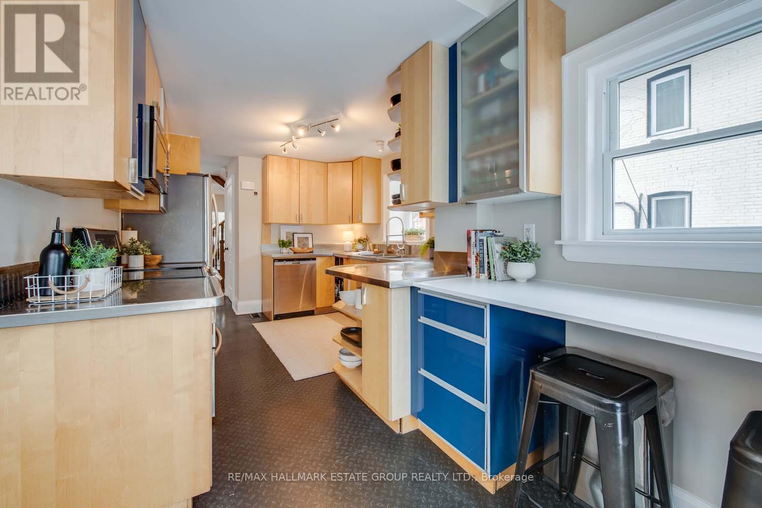 25 Neville Park Boulevard, Toronto, Ontario  M4E 3P5 - Photo 12 - E12826214