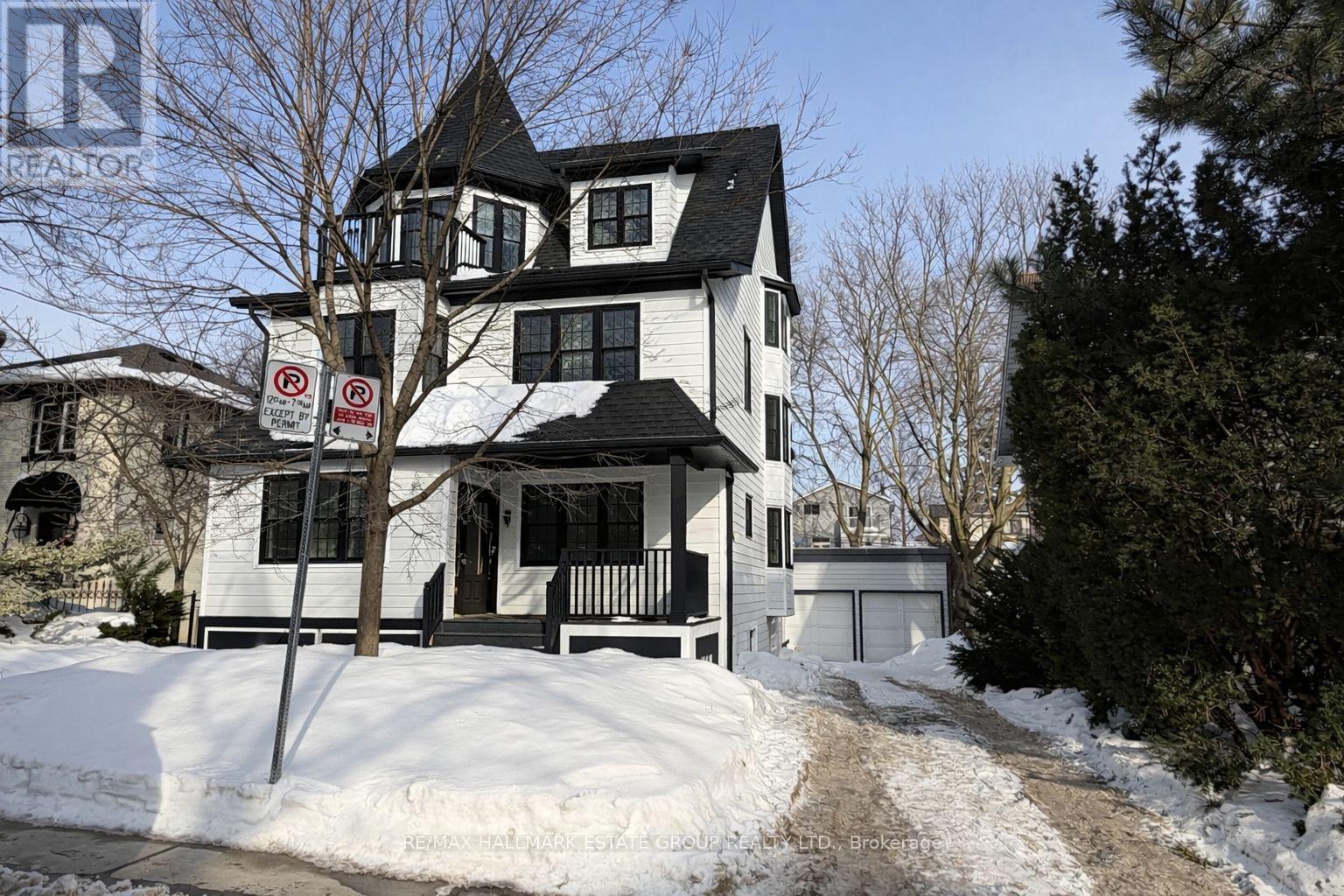 25 Neville Park Boulevard, Toronto, Ontario  M4E 3P5 - Photo 2 - E12826214