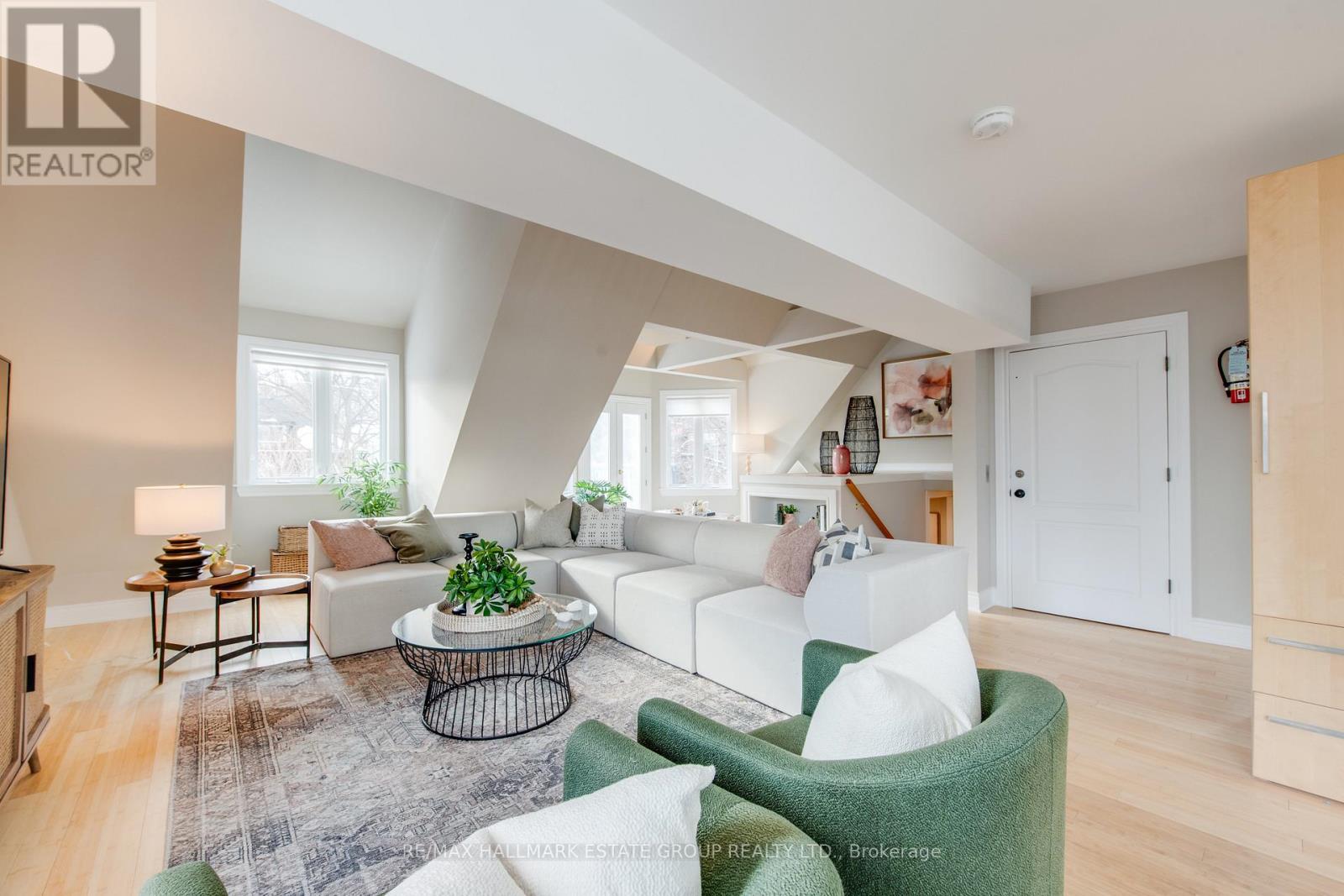 25 Neville Park Boulevard, Toronto, Ontario  M4E 3P5 - Photo 34 - E12826214