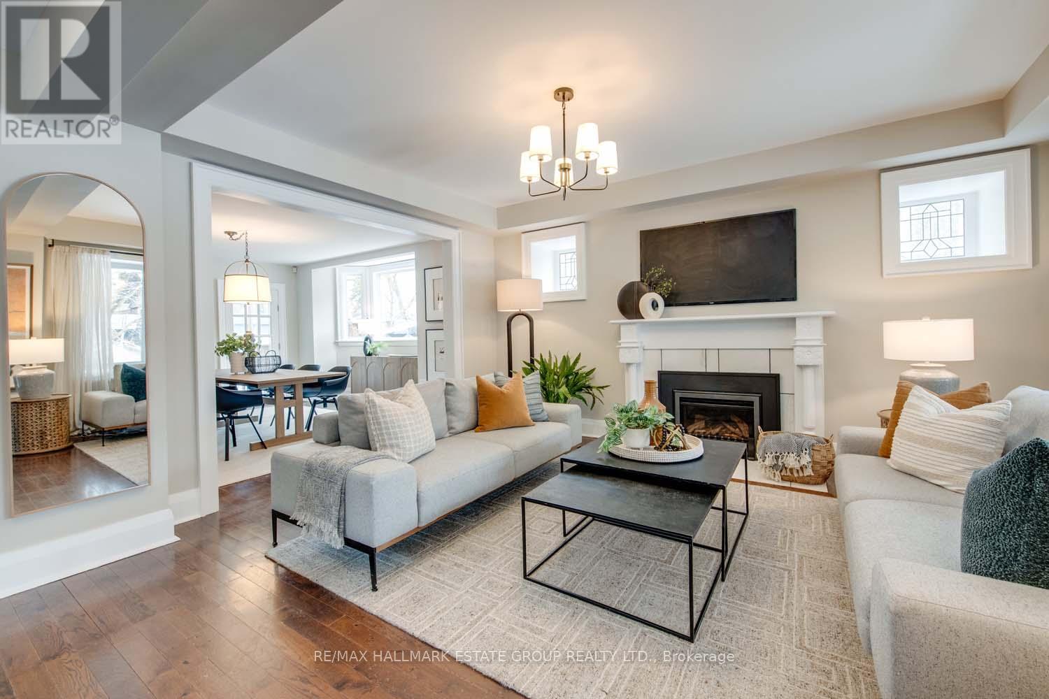 25 Neville Park Boulevard, Toronto, Ontario  M4E 3P5 - Photo 6 - E12826214