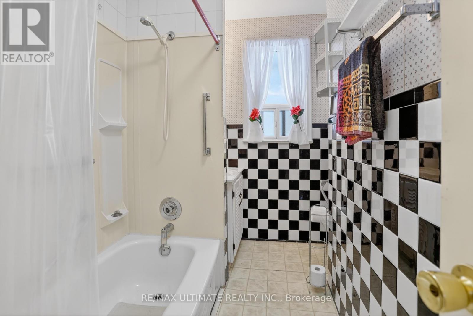 46 Medina Crescent, Toronto, Ontario  M1K 4B7 - Photo 22 - E12826252