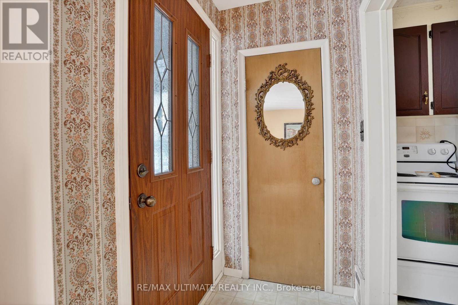 46 Medina Crescent, Toronto, Ontario  M1K 4B7 - Photo 4 - E12826252