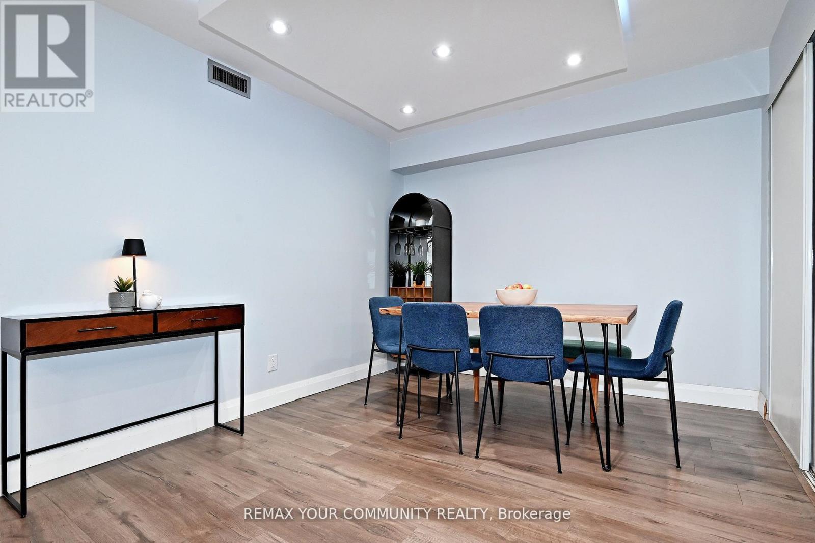 910 - 275 Bamburgh Circle, Toronto, Ontario  M1W 3X4 - Photo 19 - E12826288