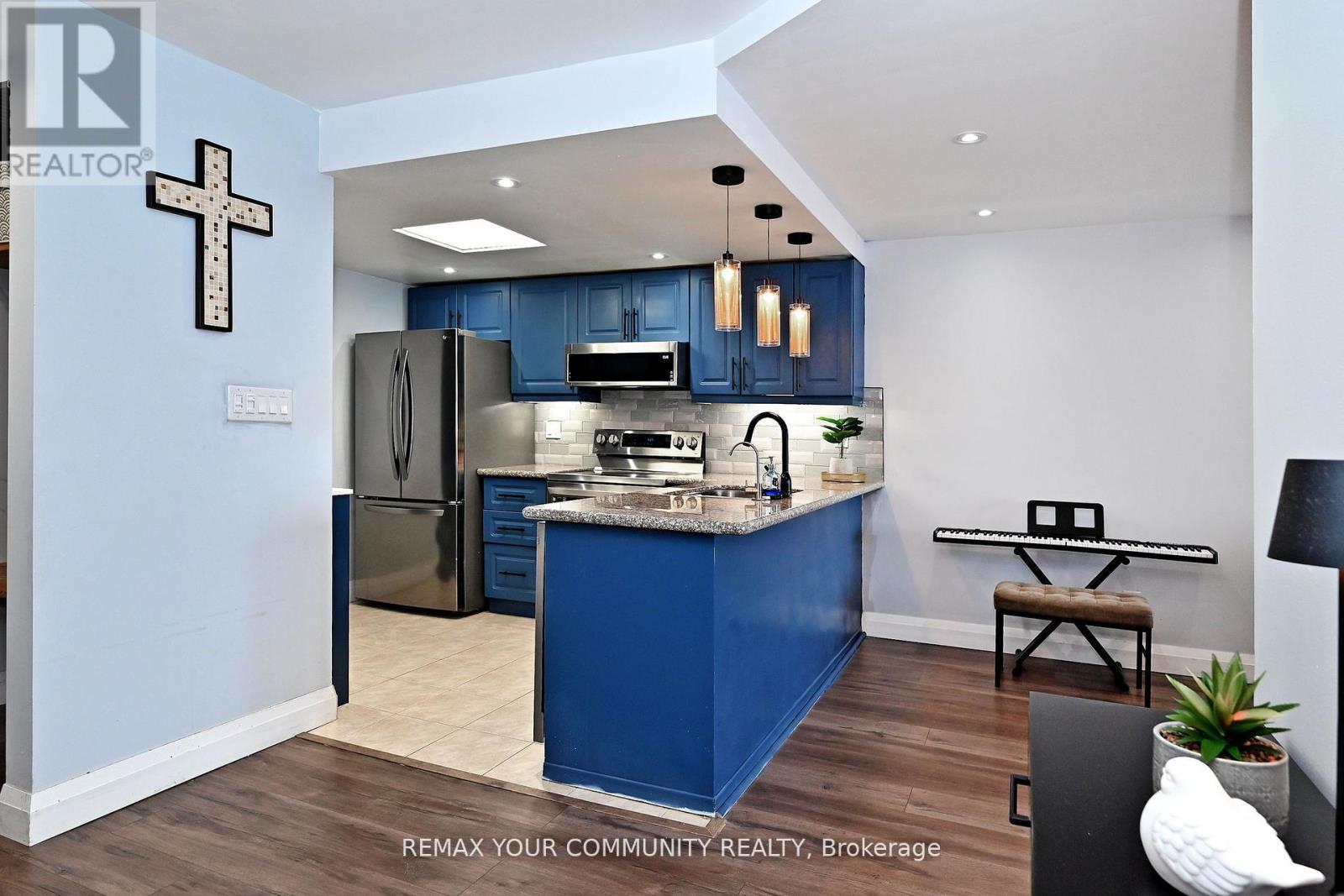 910 - 275 Bamburgh Circle, Toronto, Ontario  M1W 3X4 - Photo 8 - E12826288