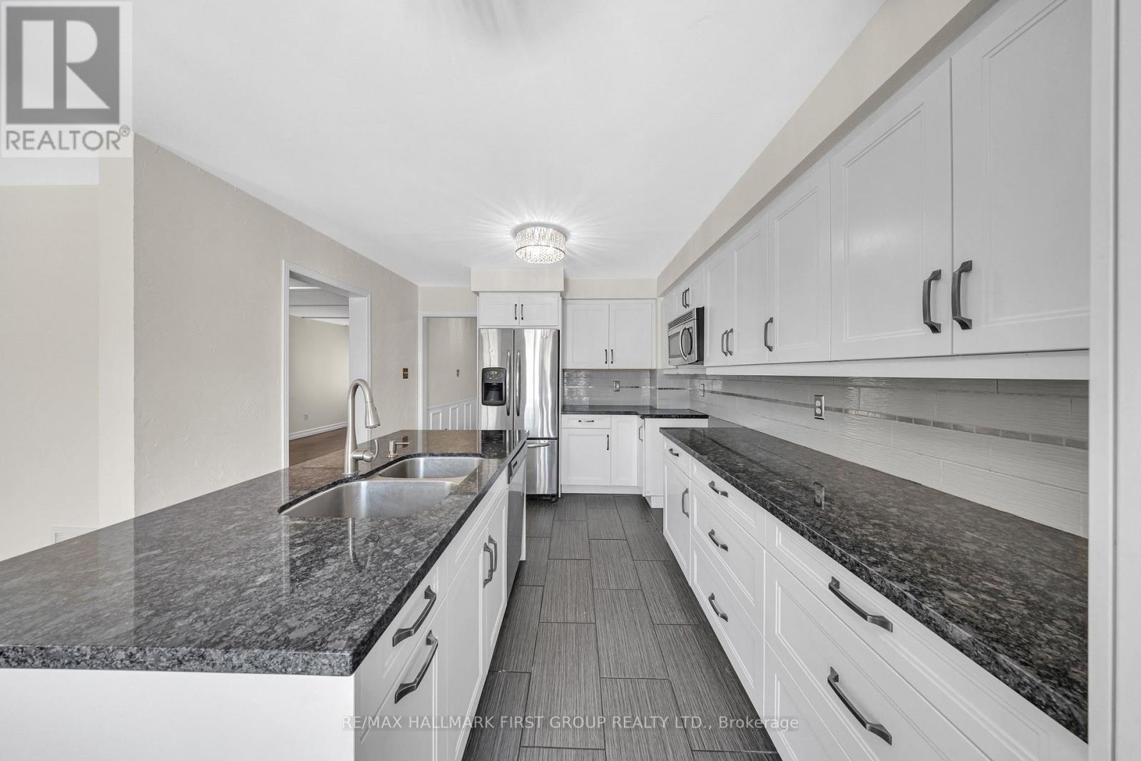 7 Steele Valley Court, Whitby, Ontario  L1R 2M4 - Photo 10 - E12826336