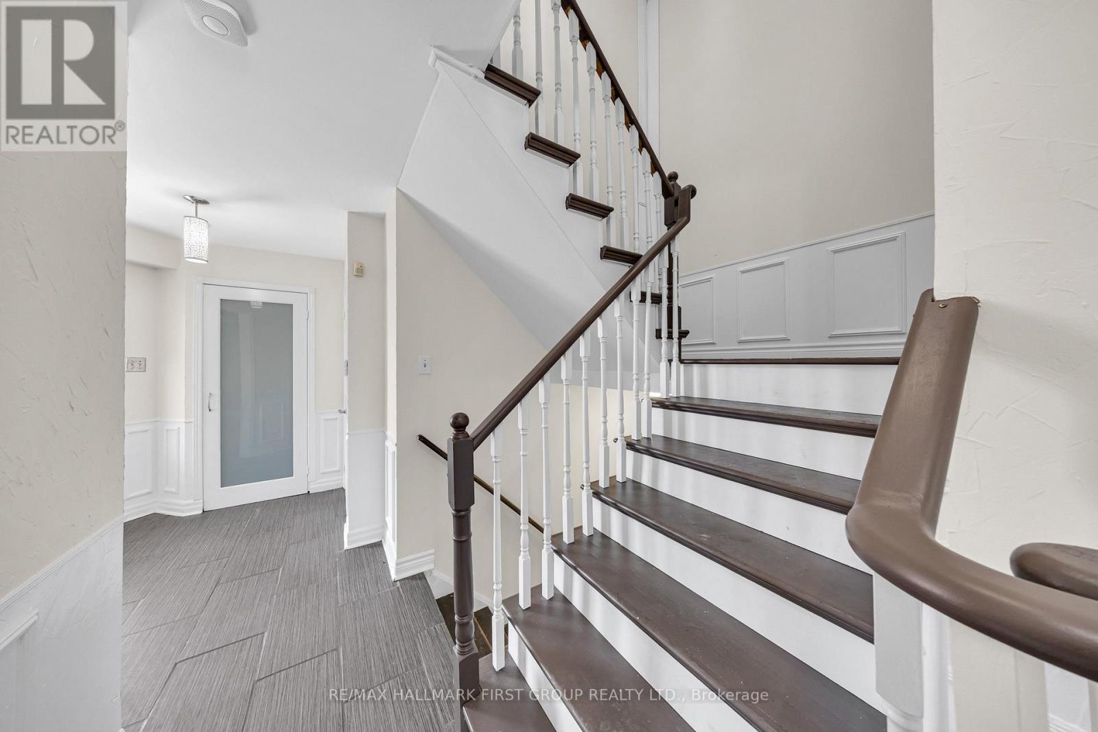 7 Steele Valley Court, Whitby, Ontario  L1R 2M4 - Photo 14 - E12826336