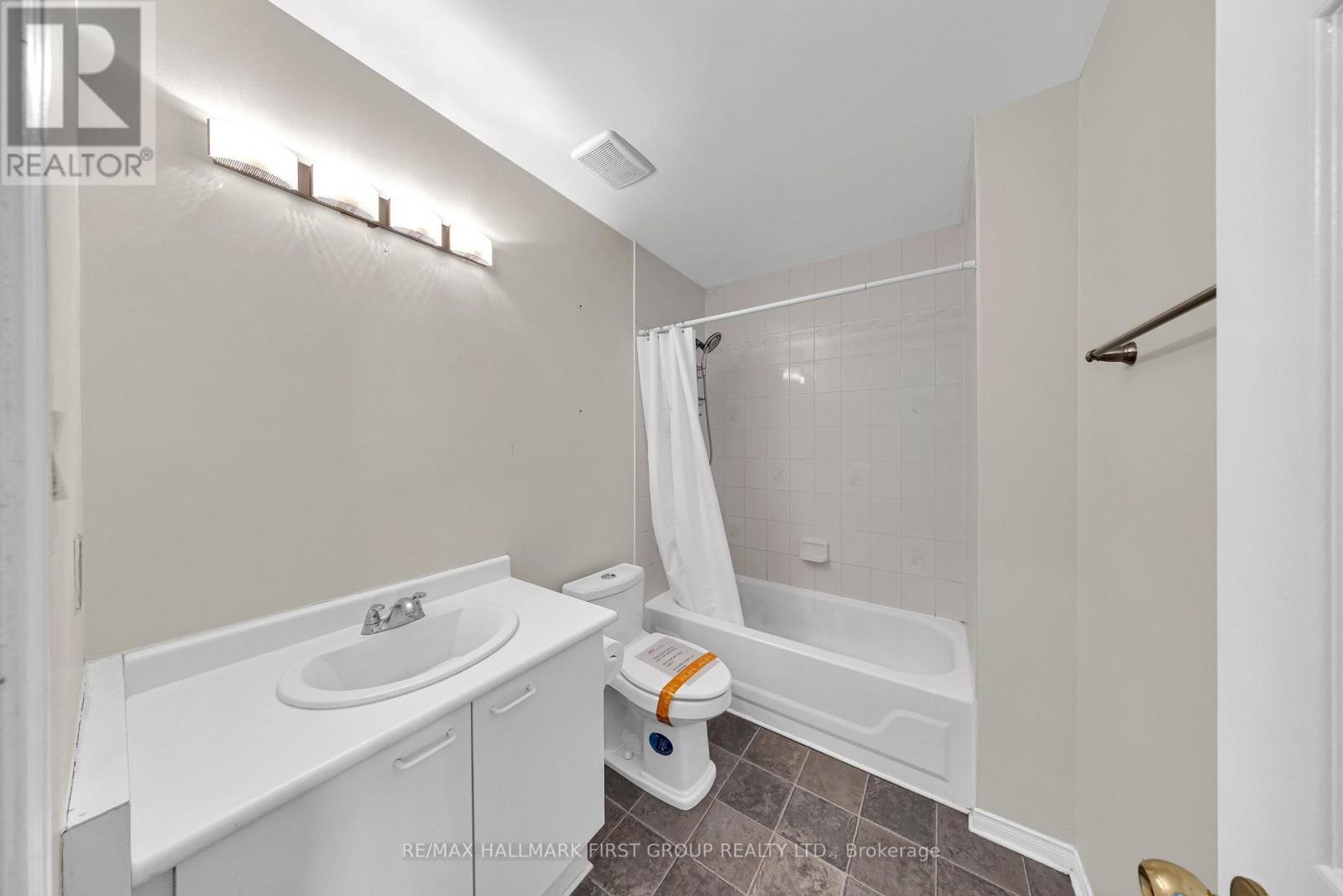 7 Steele Valley Court, Whitby, Ontario  L1R 2M4 - Photo 24 - E12826336