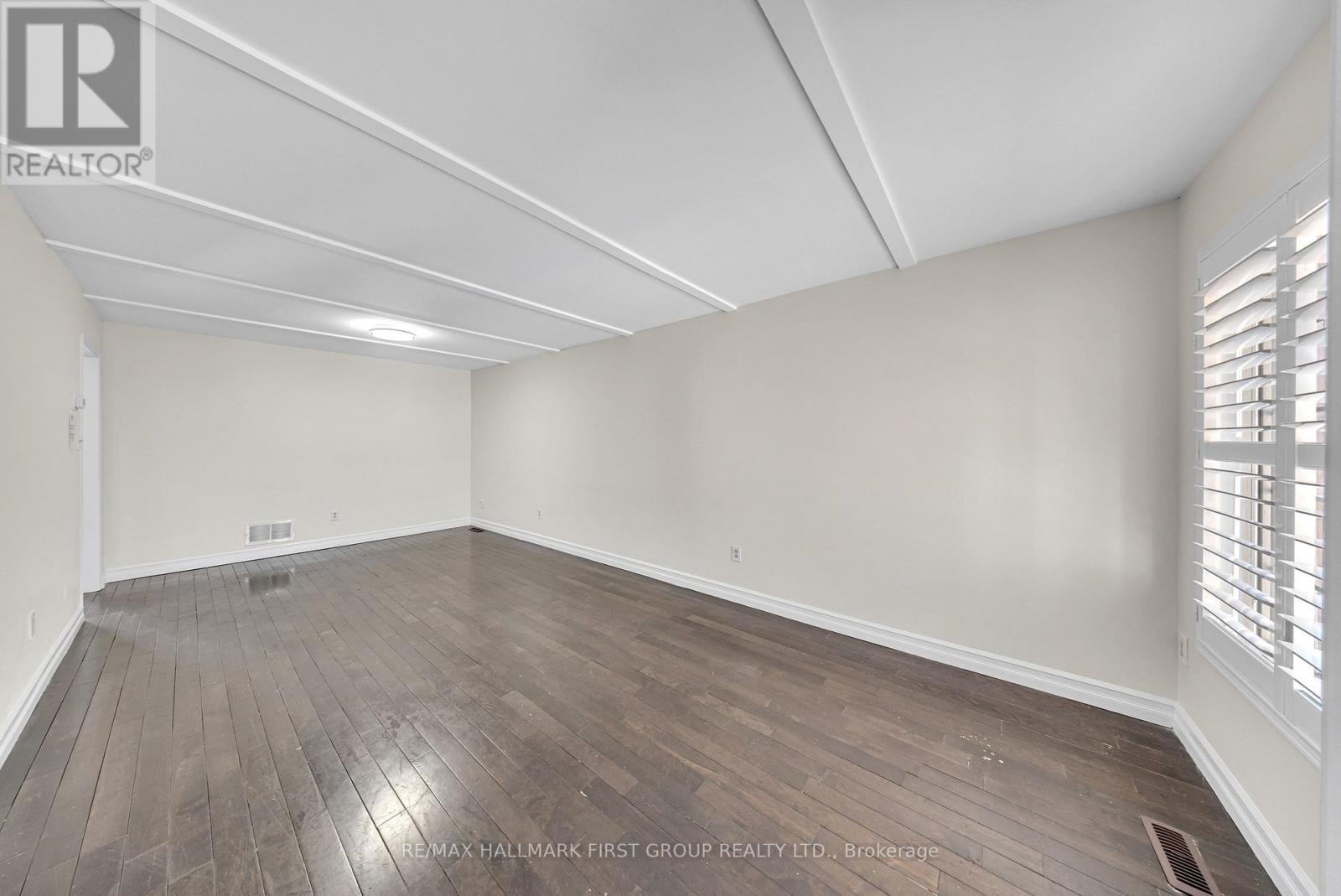 7 Steele Valley Court, Whitby, Ontario  L1R 2M4 - Photo 4 - E12826336