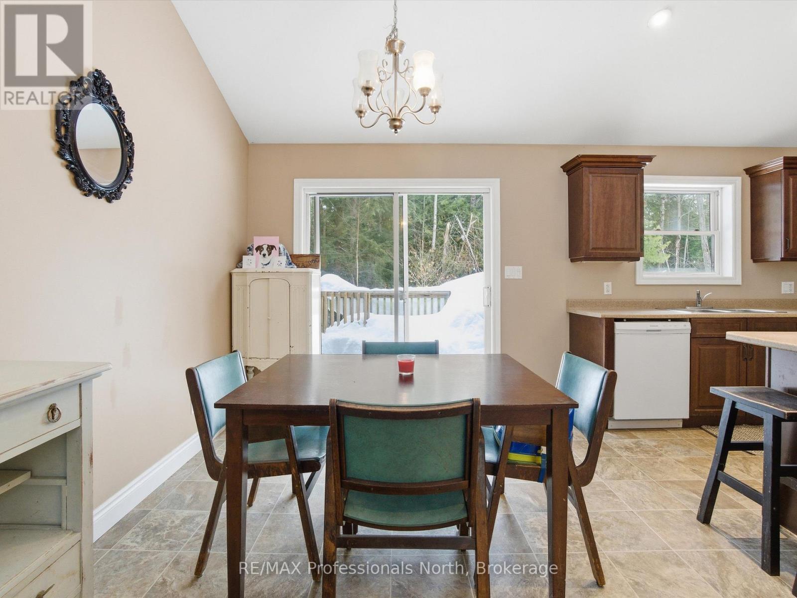 1017 Church Hill Road, Bracebridge, Ontario  P1L 1X1 - Photo 20 - X12805136