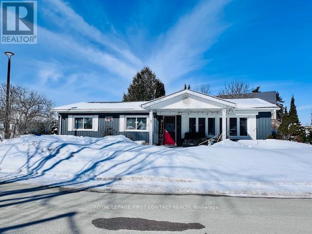 2 Nature Trail, Innisfil, Ontario  L9S 1K7 - Photo 2 - N12826142