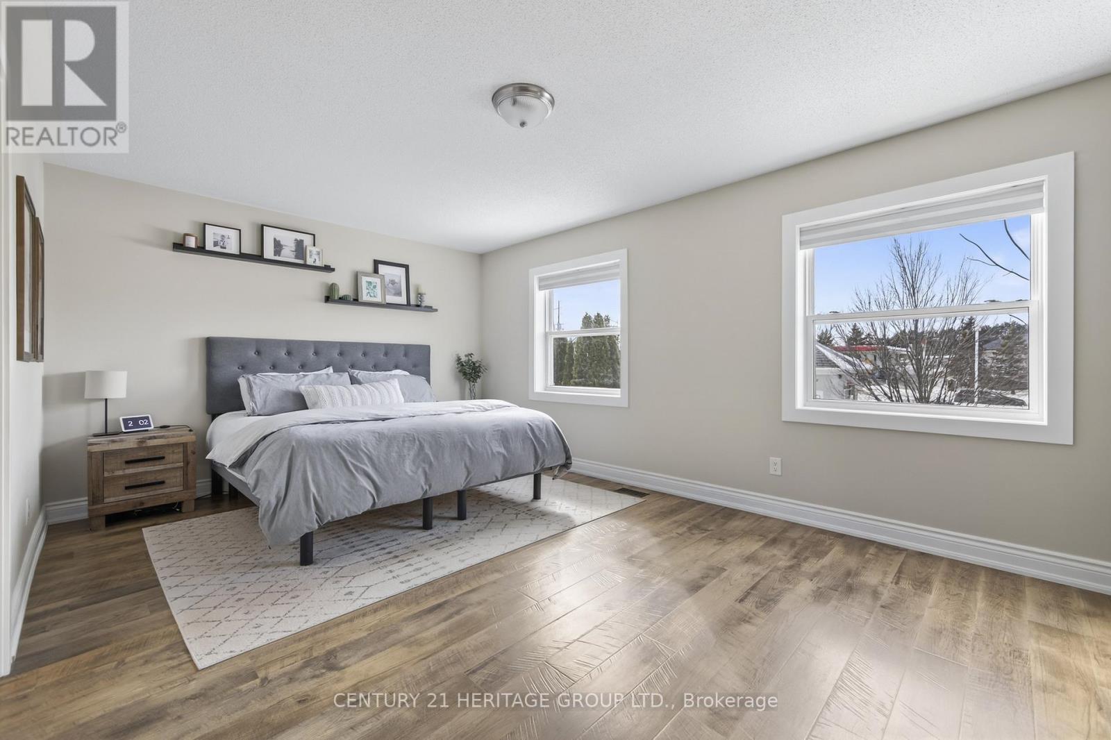 126 Glasgow Crescent, Georgina, Ontario  L4P 4B1 - Photo 14 - N12826210