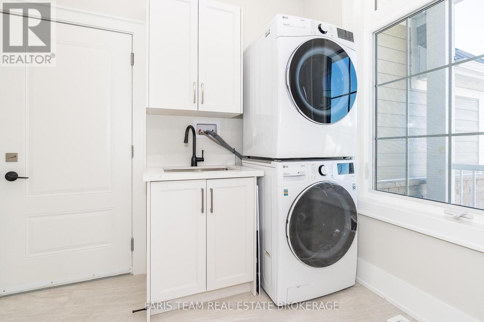 9 Dock Lane, Tay, Ontario  L0K 1R0 - Photo 17 - S12826154