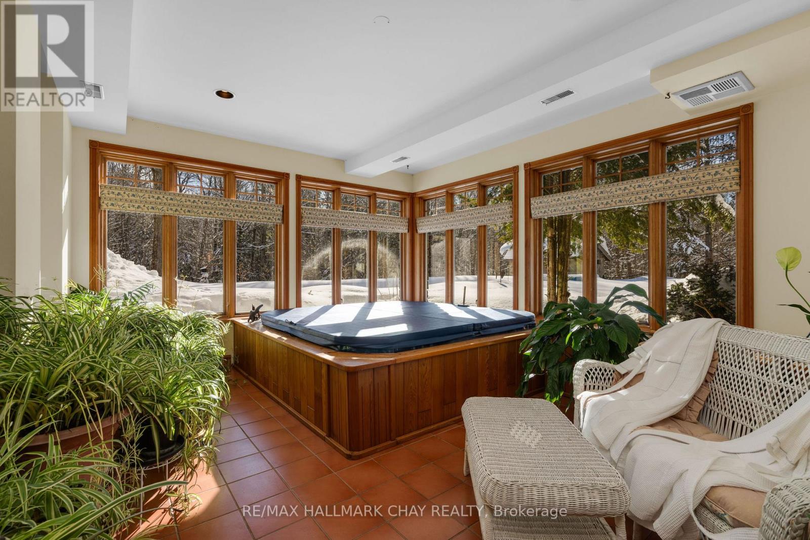 3778 Vasey Road, Tay, Ontario  L0K 2C0 - Photo 34 - S12826236