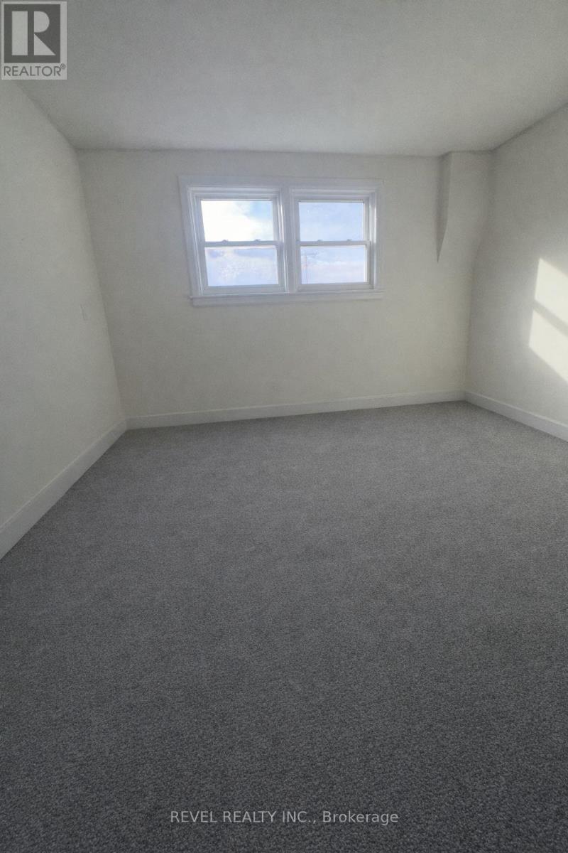 1 - 226 King Street, Welland, Ontario  L3B 3J7 - Photo 6 - X12826096