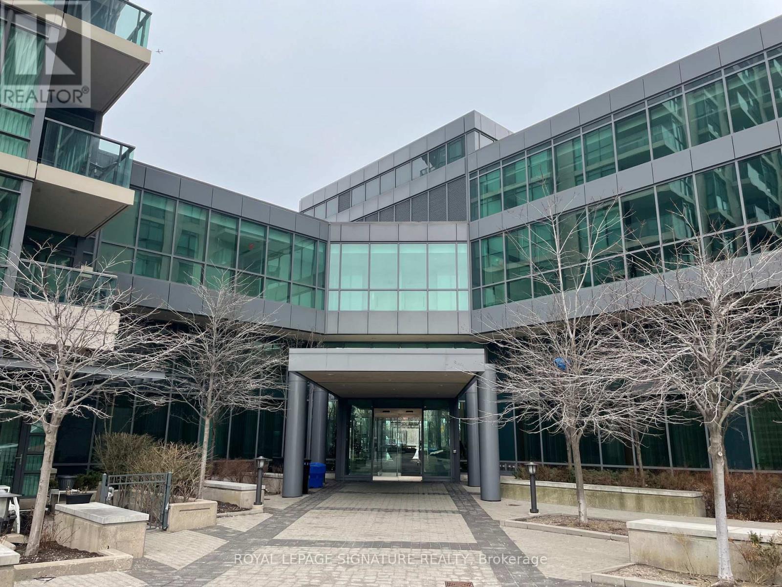 706 - 205 Sherway Gardens Road, Toronto, Ontario  M9C 0A5 - Photo 2 - W12826120