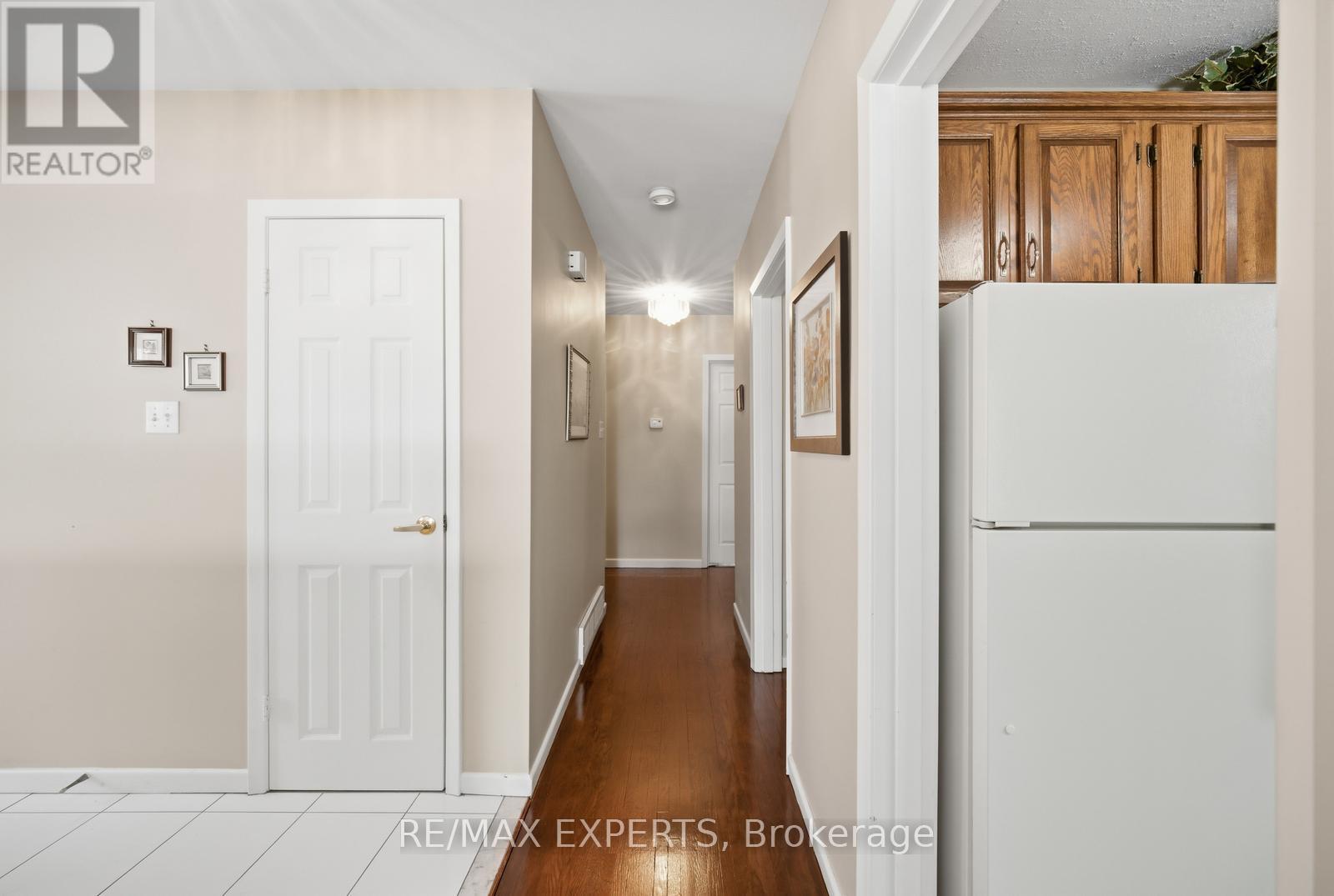 359 The Westway, Toronto, Ontario  M9R 1H1 - Photo 17 - W12826126