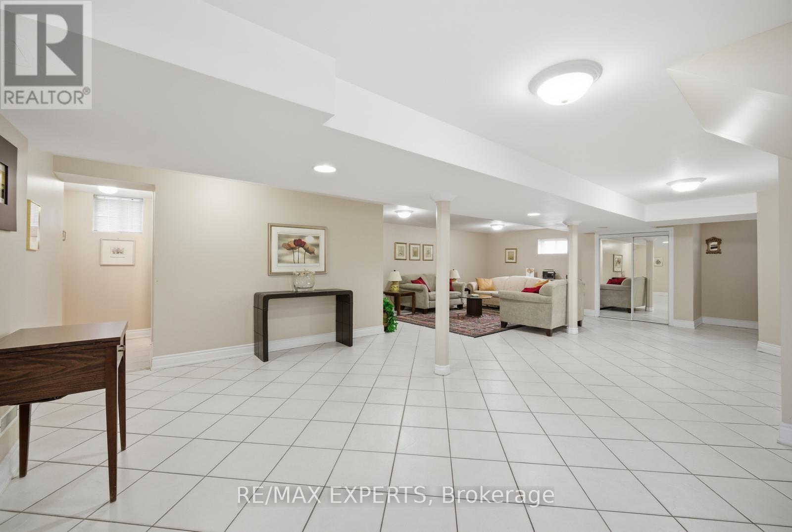 359 The Westway, Toronto, Ontario  M9R 1H1 - Photo 28 - W12826126