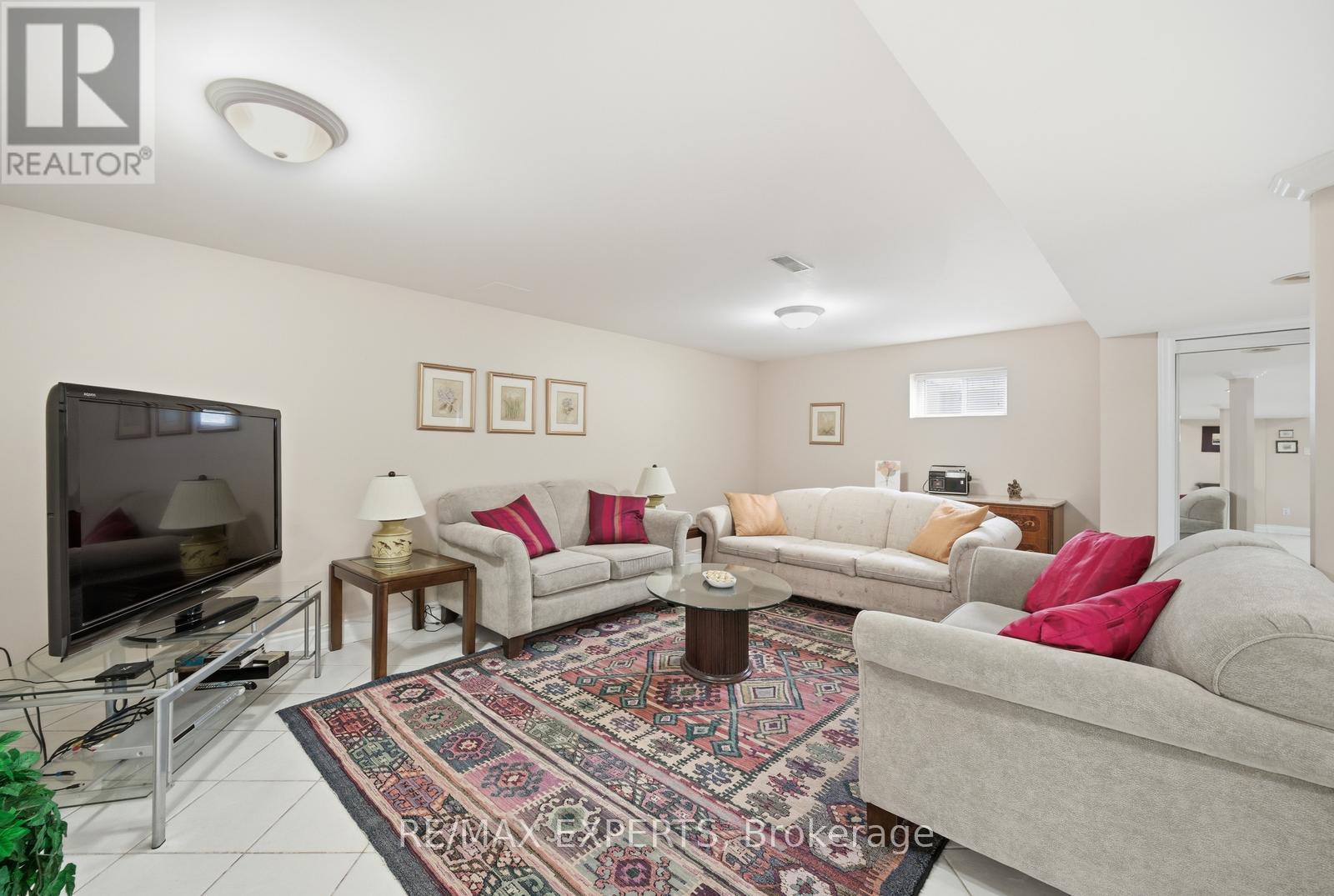 359 The Westway, Toronto, Ontario  M9R 1H1 - Photo 29 - W12826126