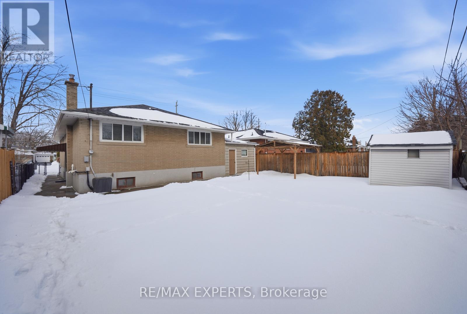 359 The Westway, Toronto, Ontario  M9R 1H1 - Photo 42 - W12826126