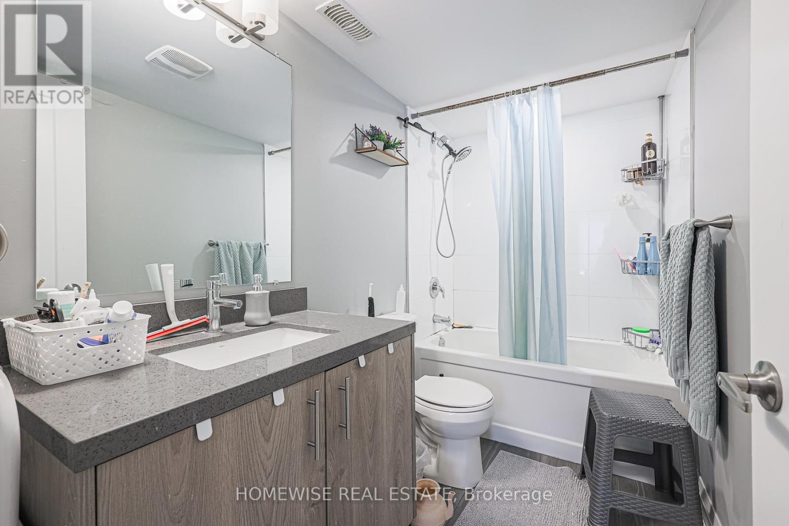 101 - 814 Glencairn Avenue, Toronto, Ontario  M6B 2A3 - Photo 17 - W12826192