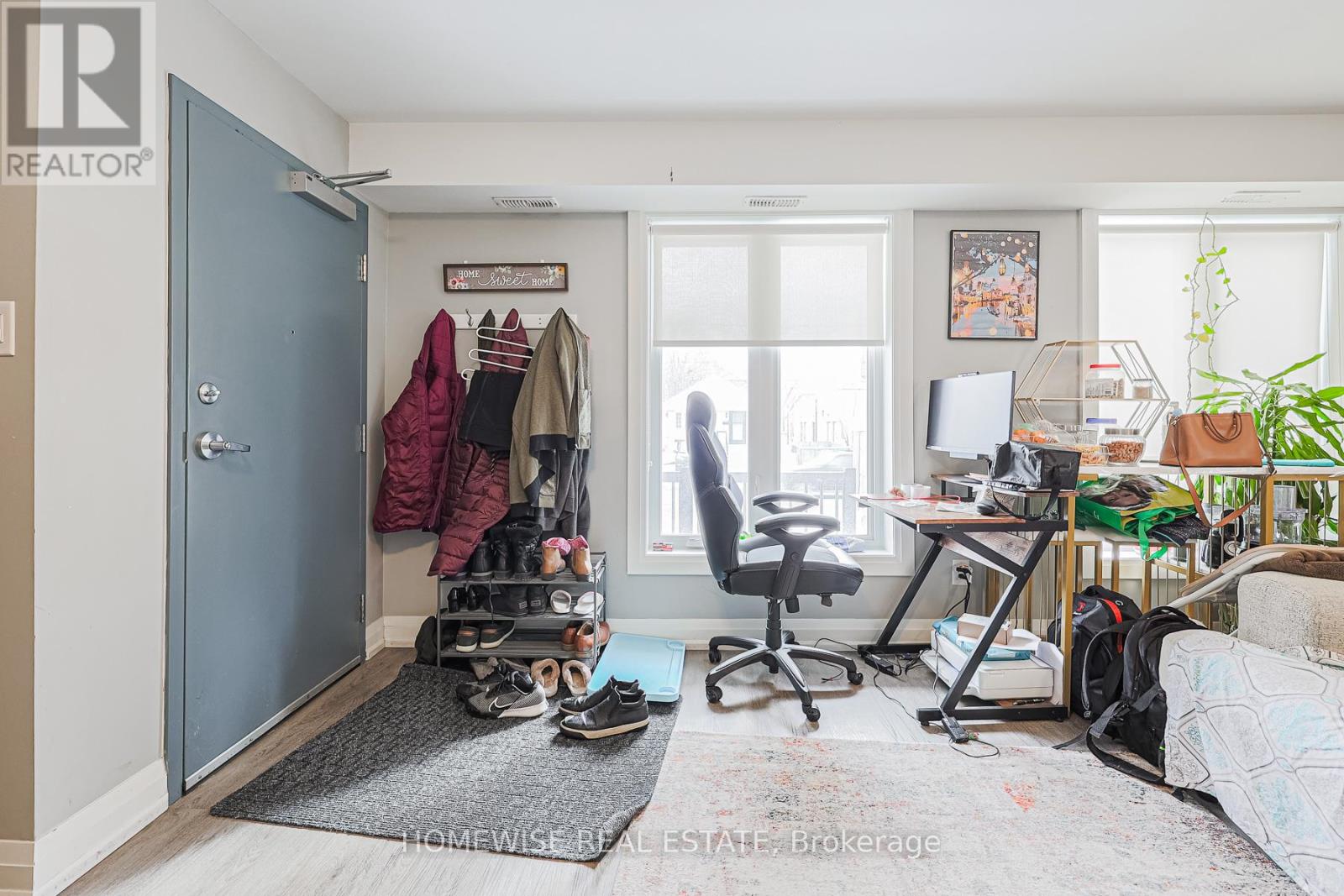 101 - 814 Glencairn Avenue, Toronto, Ontario  M6B 2A3 - Photo 2 - W12826192