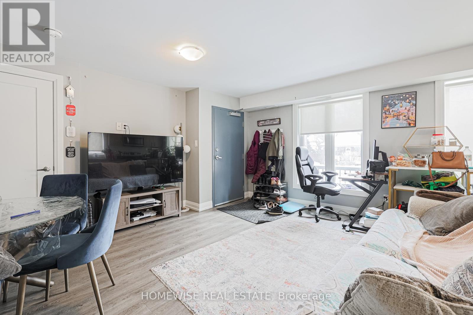 101 - 814 Glencairn Avenue, Toronto, Ontario  M6B 2A3 - Photo 3 - W12826192