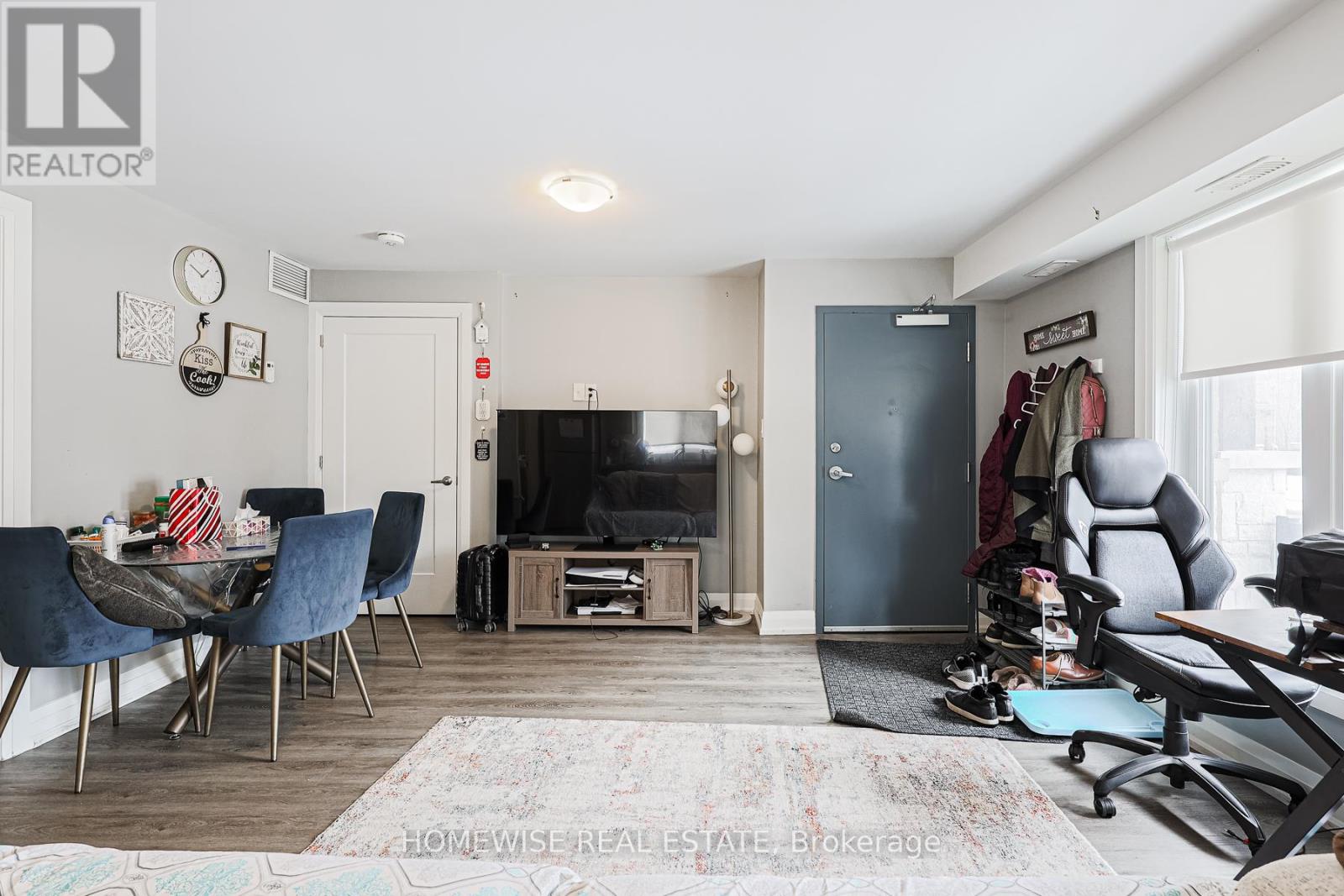 101 - 814 Glencairn Avenue, Toronto, Ontario  M6B 2A3 - Photo 4 - W12826192