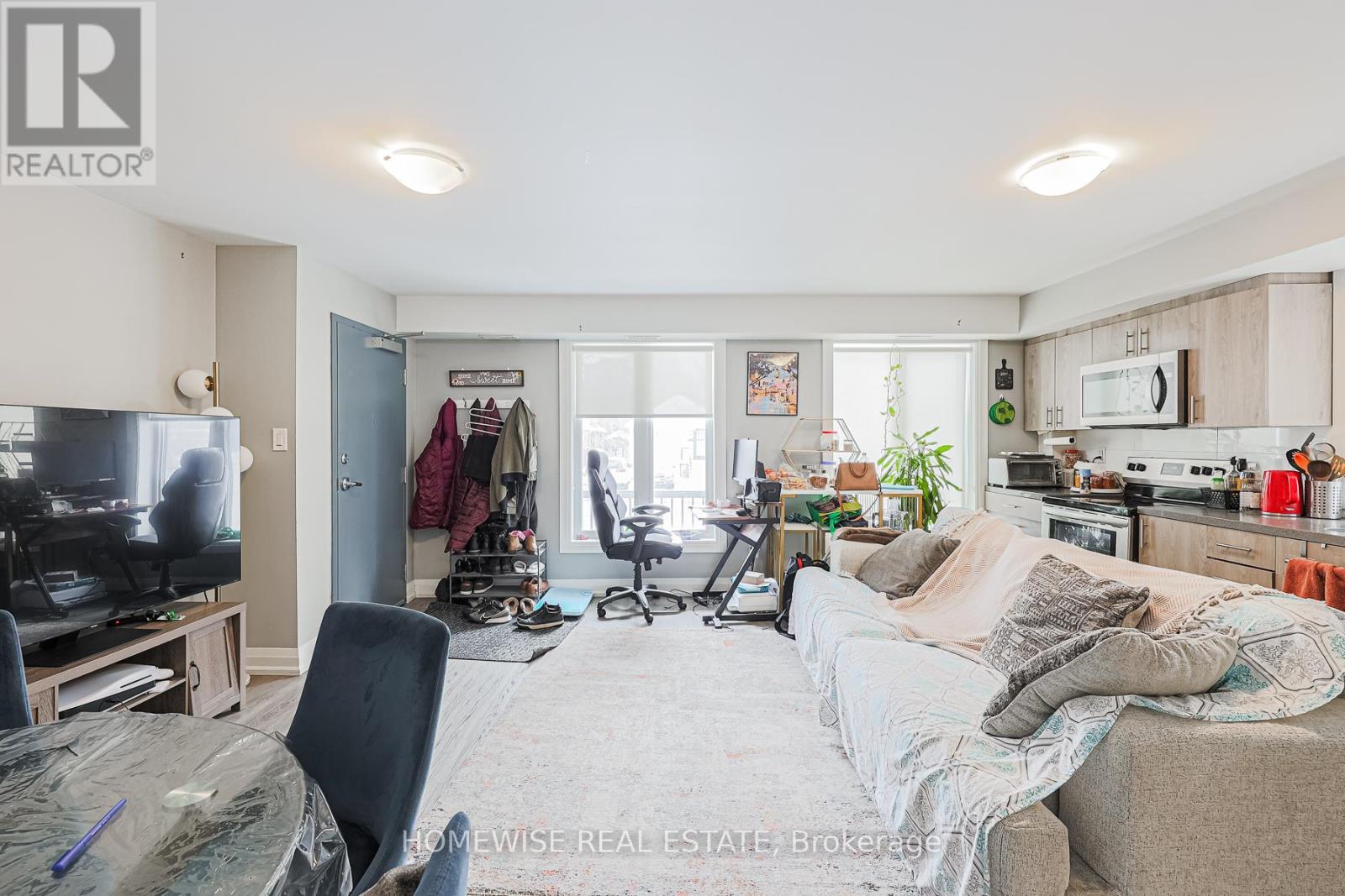 101 - 814 Glencairn Avenue, Toronto, Ontario  M6B 2A3 - Photo 9 - W12826192