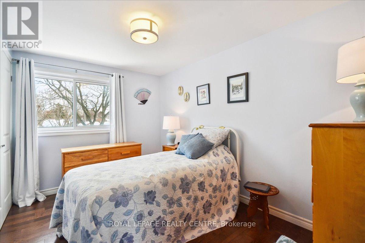 3316 Charmaine Heights, Mississauga, Ontario  L5A 3C1 - Photo 26 - W12826196