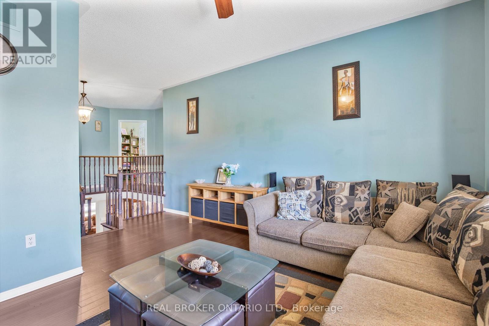 56 Lockheed Crescent, Brampton, Ontario  L7A 3G4 - Photo 12 - W12826222