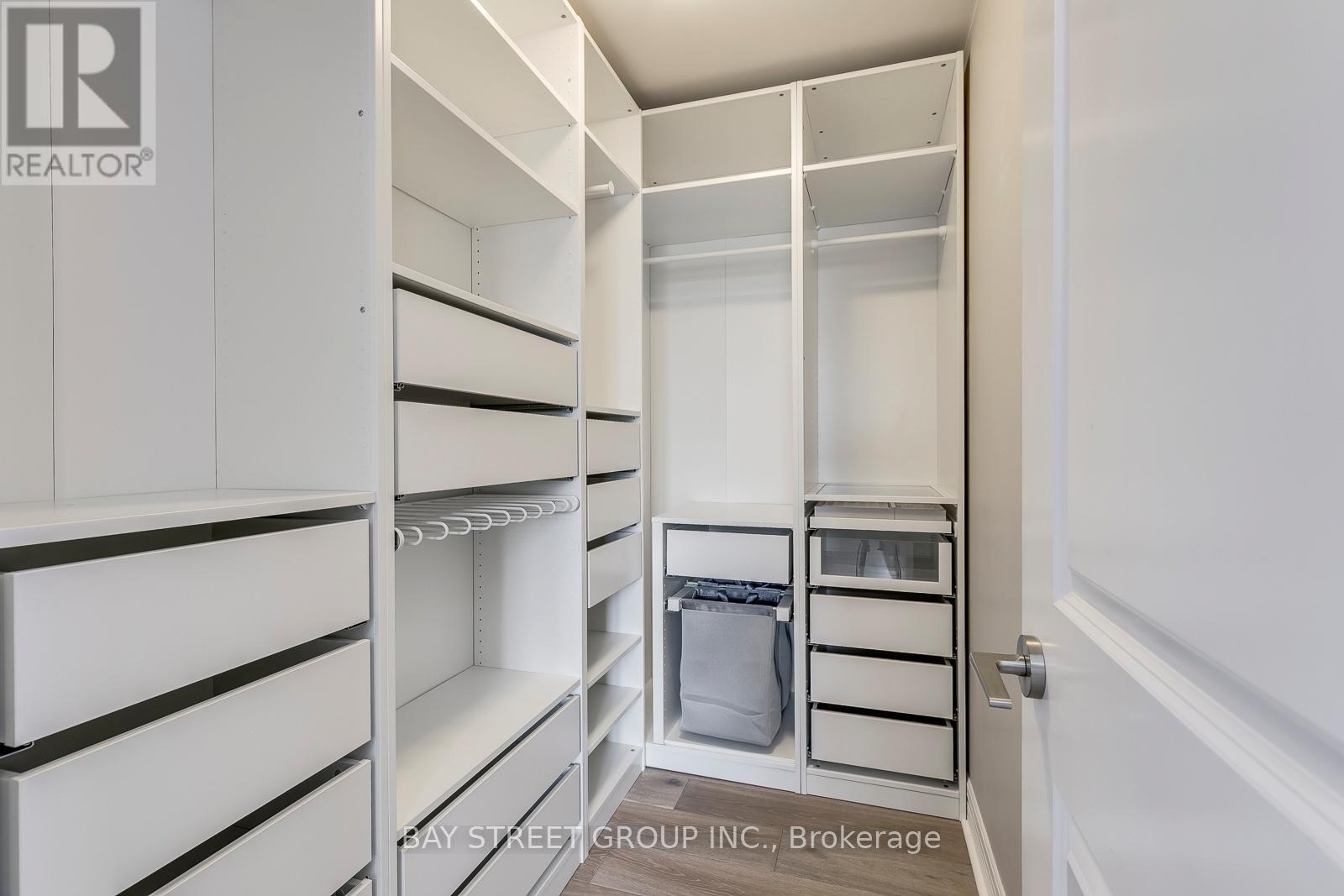 205 - 2326 Taunton Road W, Oakville, Ontario  L6H 0L3 - Photo 23 - W12826230