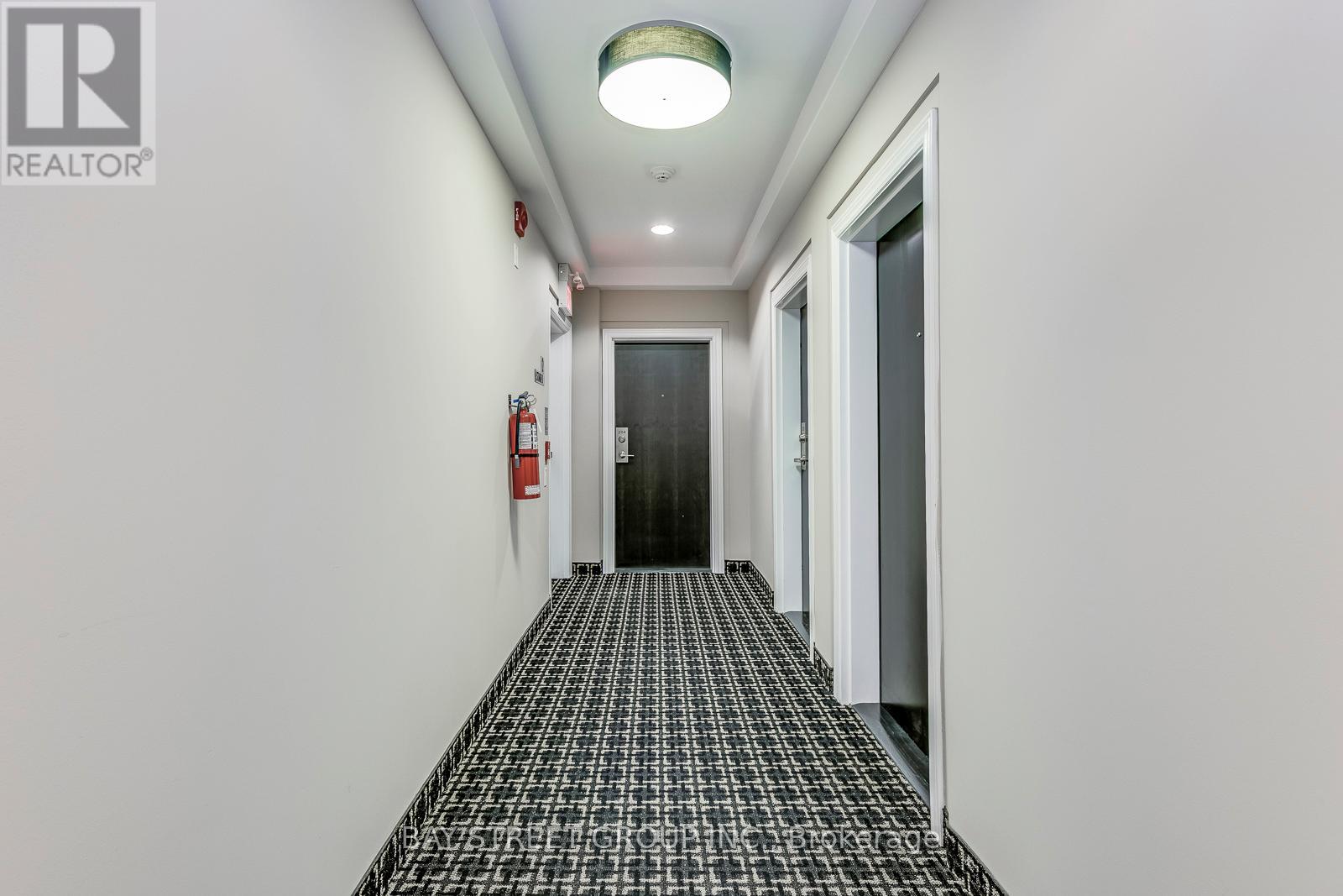 205 - 2326 Taunton Road W, Oakville, Ontario  L6H 0L3 - Photo 30 - W12826230