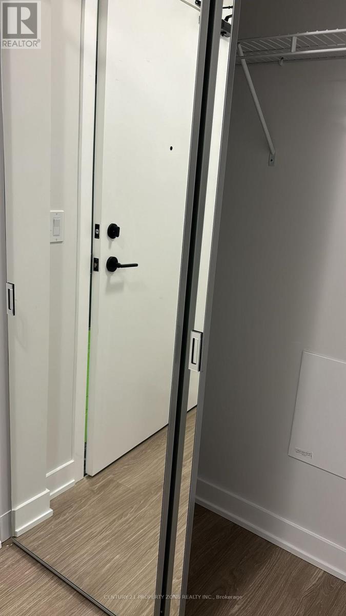 3405 - 4130 Parkside Village Drive, Mississauga, Ontario  L5B 0L7 - Photo 2 - W12826256